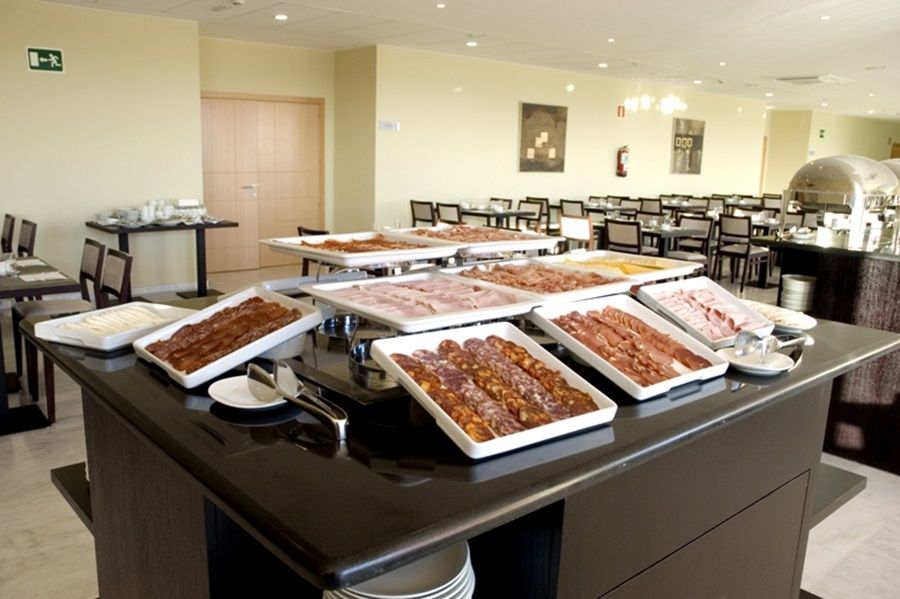 Hotel Eurostars Saragossa Restaurant foto